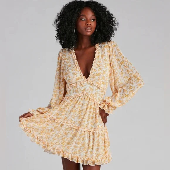 Saints + Secrets Mustard Floral Chiffon Ruffle Dress Size Small NWT - Picture 2 of 15